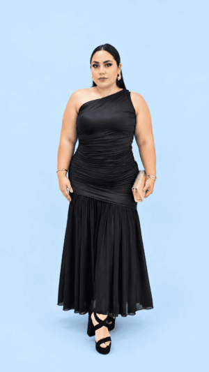 Vestido asirenado falda plisada