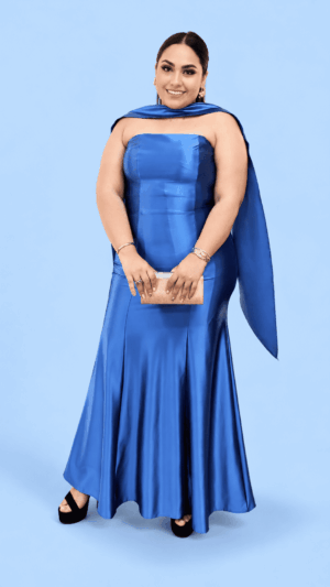 Vestido satén corte sirena